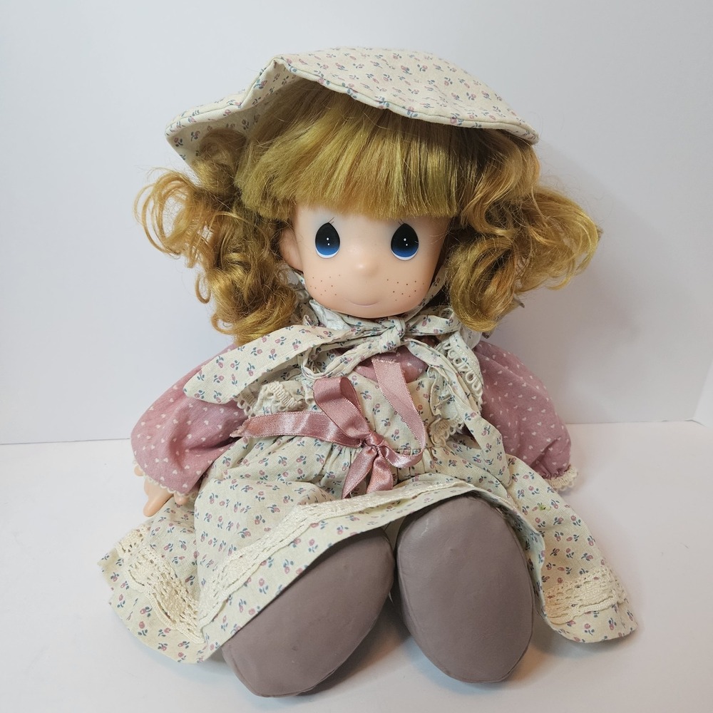 Vintage 1993 Annie Precious Moments "Tiffany" Doll Nostalgic Dollcore Timeless